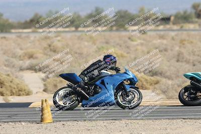 media/Nov-02-2025-CVMA (Sun) [[337aff29ab]]/Race 6-500-400(4)-350 Supersport/